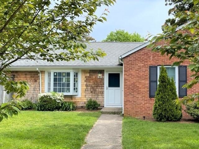 17 Mill St unit 19, Edgartown, MA 02539 - photo 1