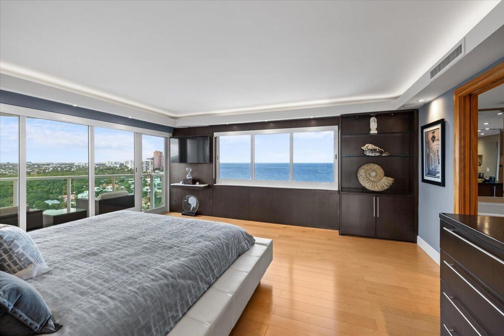 Park Tower unit 17B, Fort Lauderdale, FL 33304 - photo 1