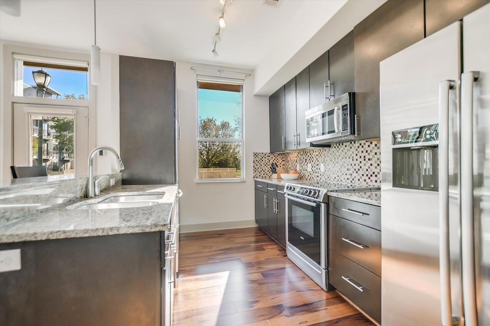 1320 Robert Browning St unit 109, Austin, TX 78723 - photo 1