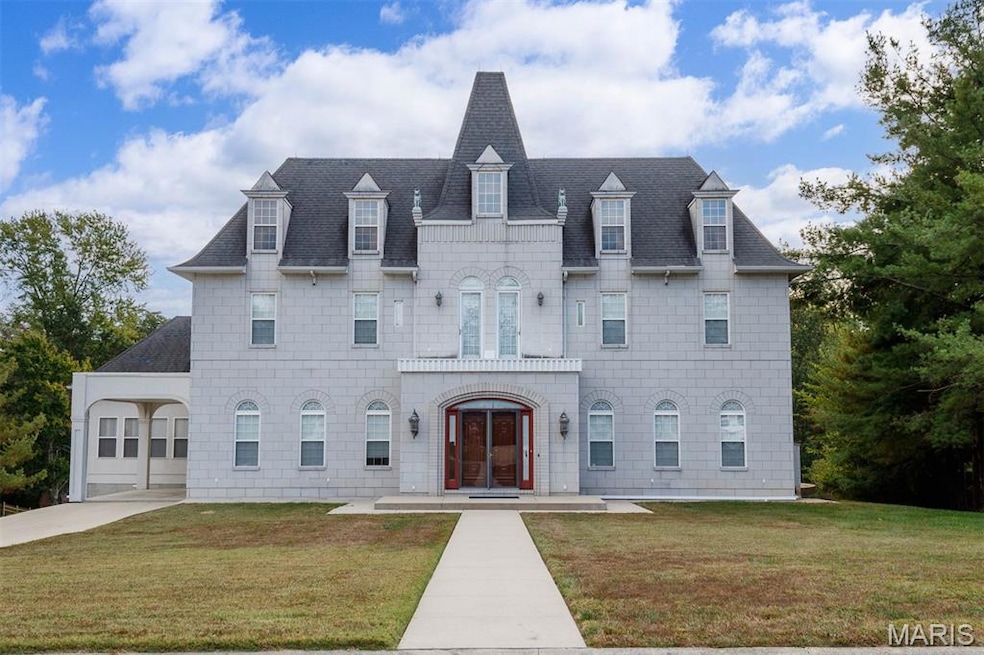 12 Clearlake Dr, Centralia, IL 62801 - photo 1