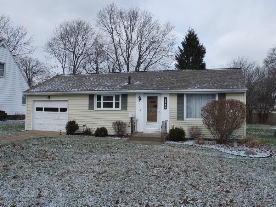 Conveniently located ranch home in Jackson School 