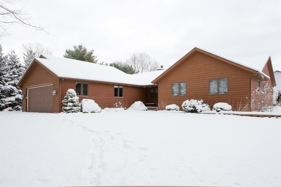 9461 highland view drive-101