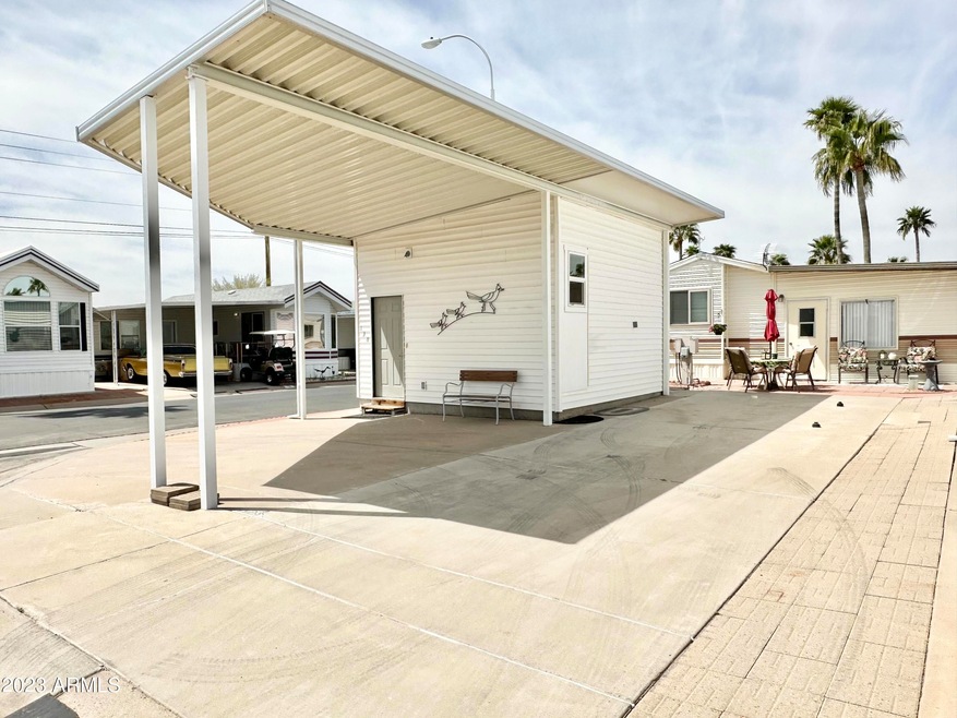FANTASTIC RV LOT
