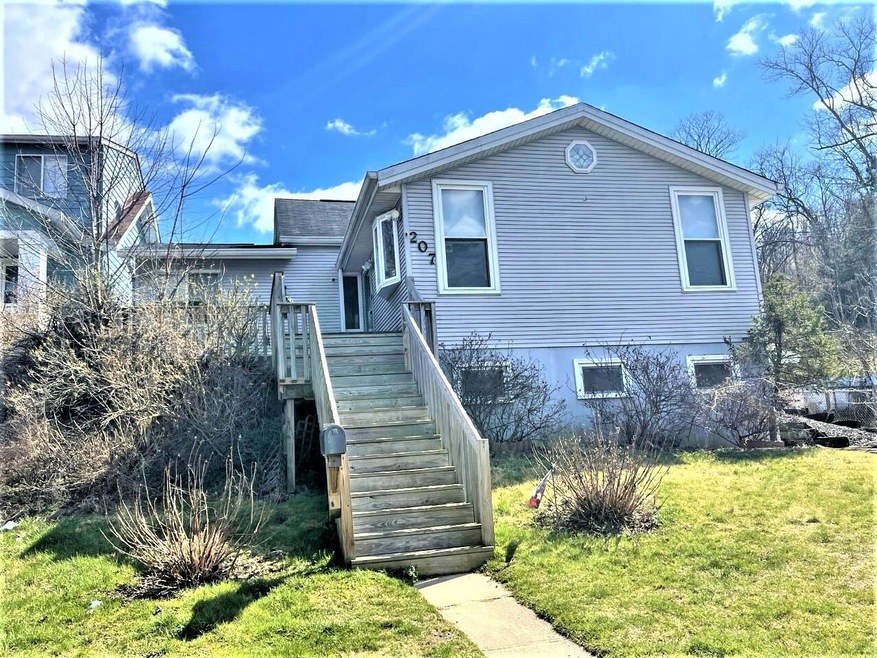 207 Moore St, Bromley, KY 41016 MLS 612081