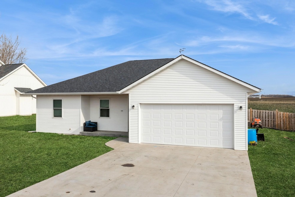 Sold $389,900