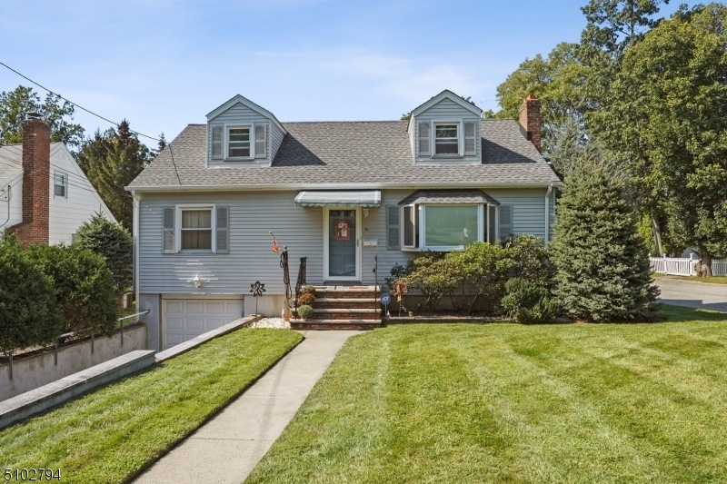 51 Robertson Rd, West Orange, NJ 07052 - photo 1