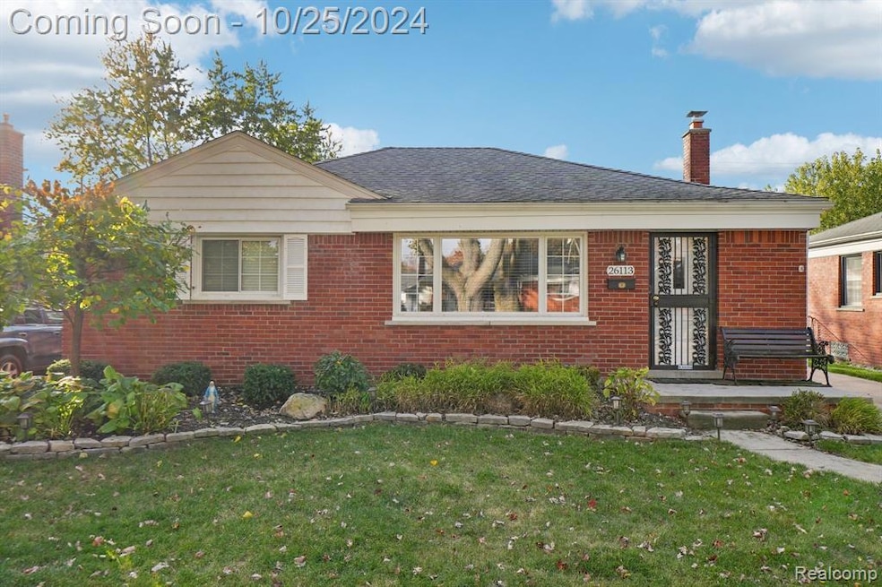 26113 Cubberness St, Saint Clair Shores, MI 48081 - photo 1