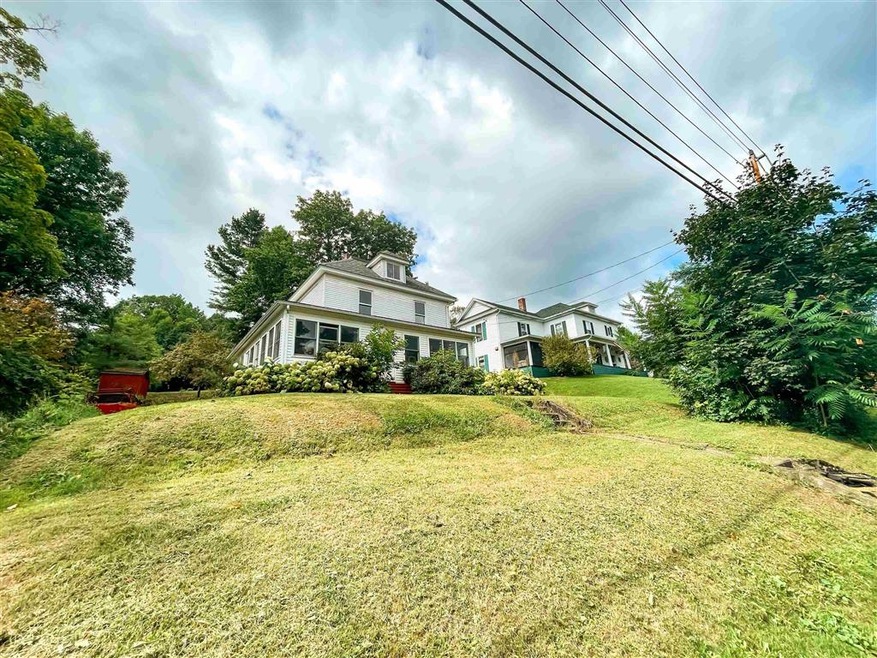 269 W Main St, Newport, VT 05855 - photo 1