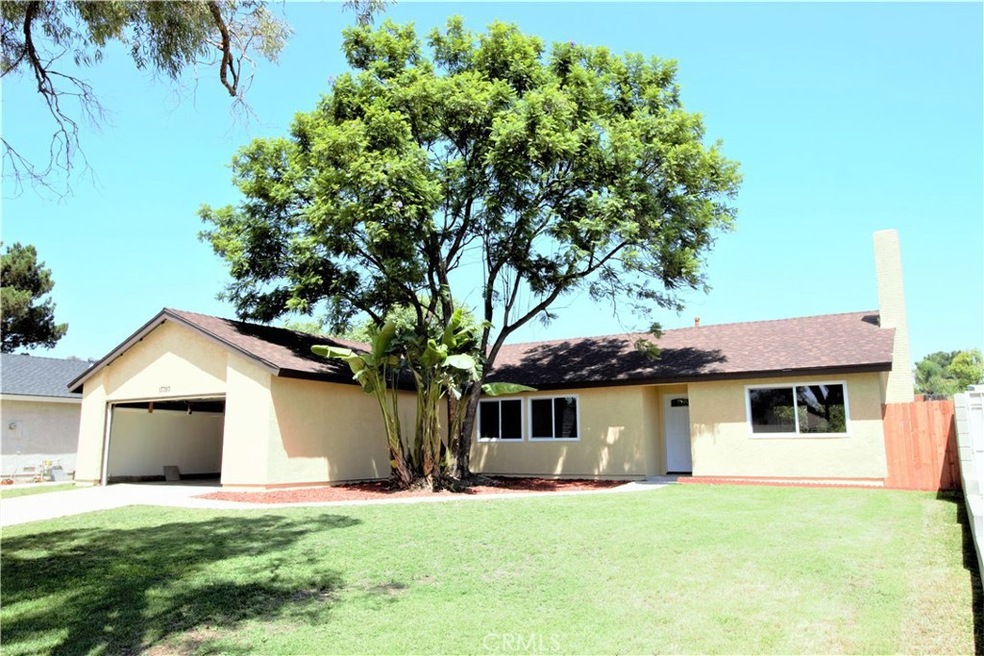 SINGLE LEVEL - 1,443 SF, 4 Bedroom, 2 Bath on a 6,400 SF Lot