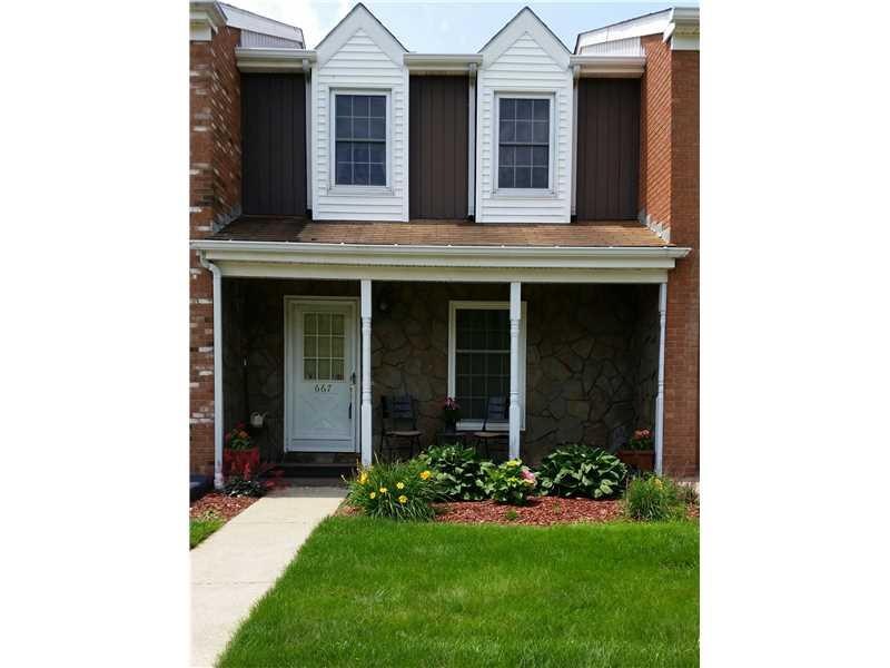 667 Georgetowne Village, Indiana, PA 15701 - photo 1