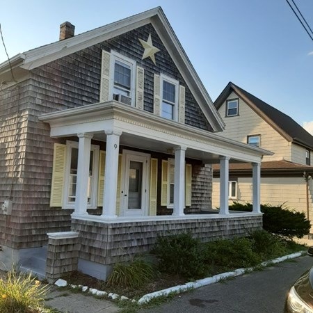 9 Carpenter St, Tiverton, RI 02878 - photo 1