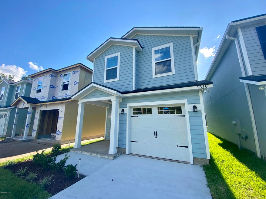 1310 Lake Shore Blvd, Jacksonville, FL 32205 - photo 1