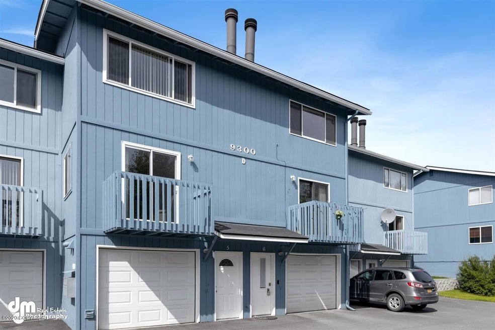 01-Exterior Front-ELKO6391