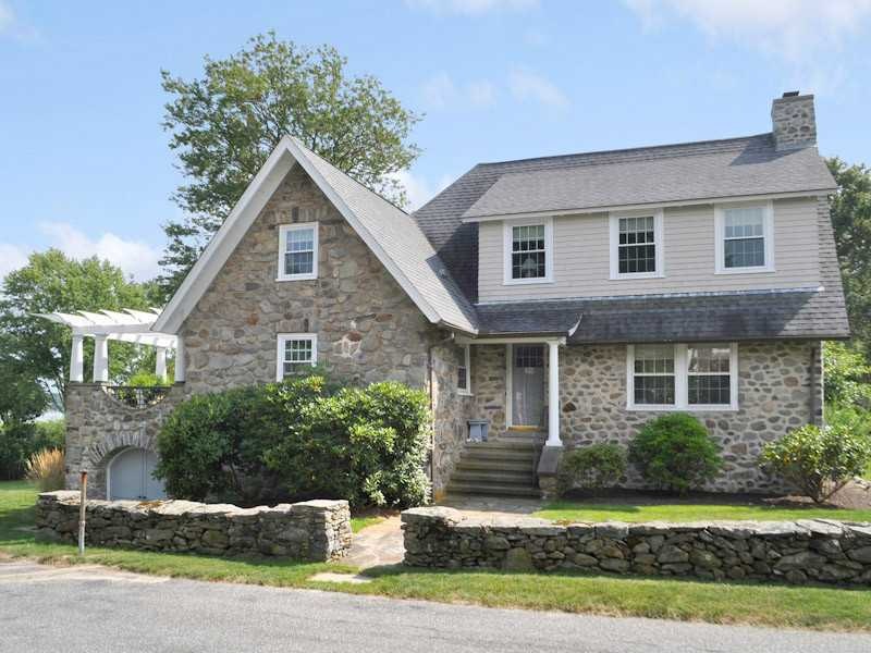 29 Apple Tree Ln, Barrington, RI 02806 - photo 1