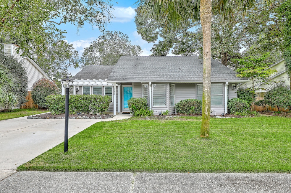 Under Contract $680,000