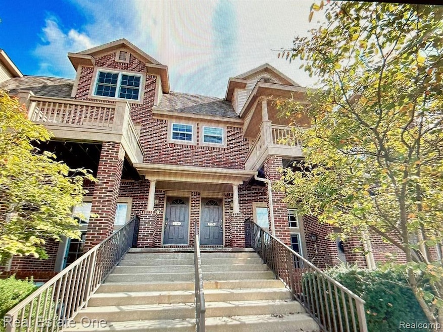 2736 Barclay Way unit 4, Ann Arbor, MI 48105 - photo 1