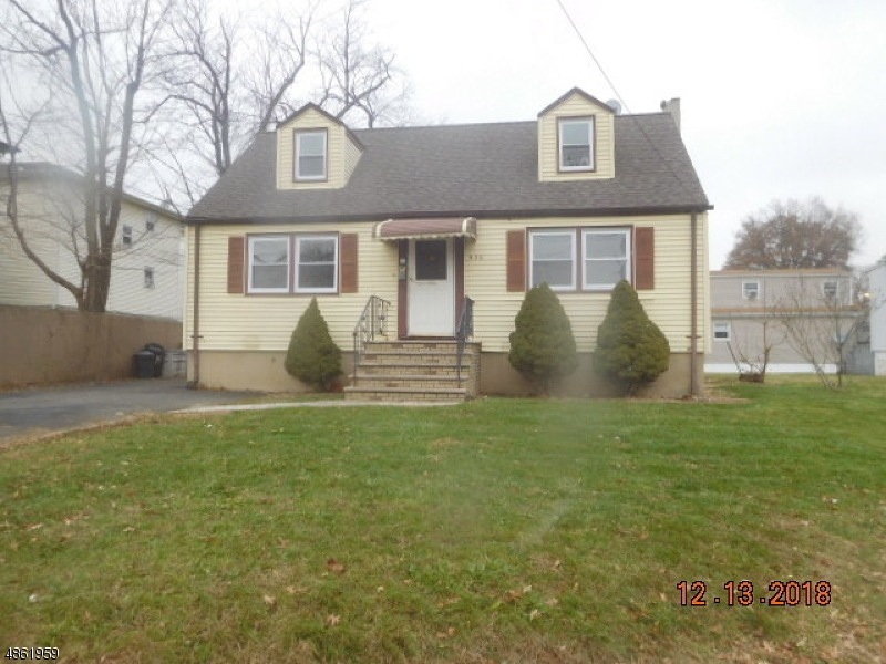 906 E Baltimore Ave, Linden, NJ 07036 - photo 1