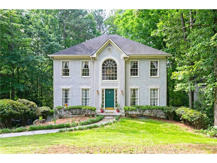Lovely home in active swim/tennis community!