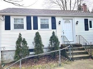 19 Bennett St, Wrentham, MA 02093 - photo 1