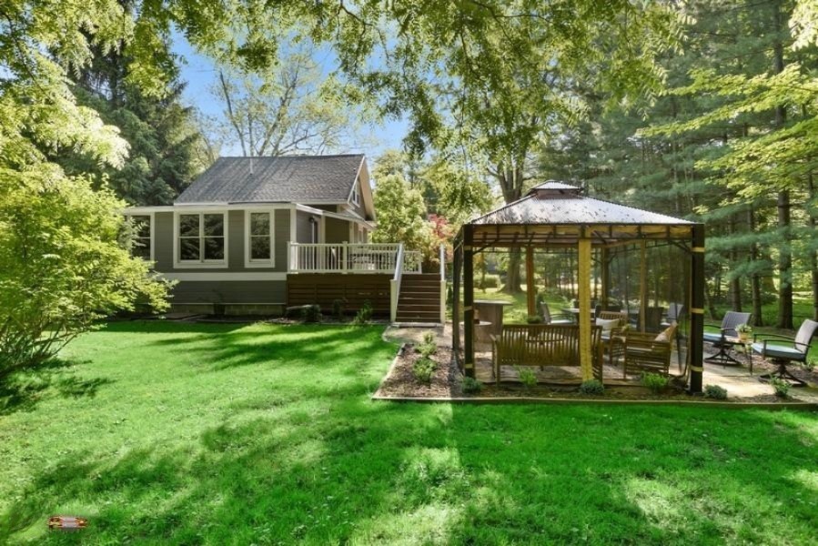 16340 Raz Ln, Union Pier, MI 49129 - photo 1