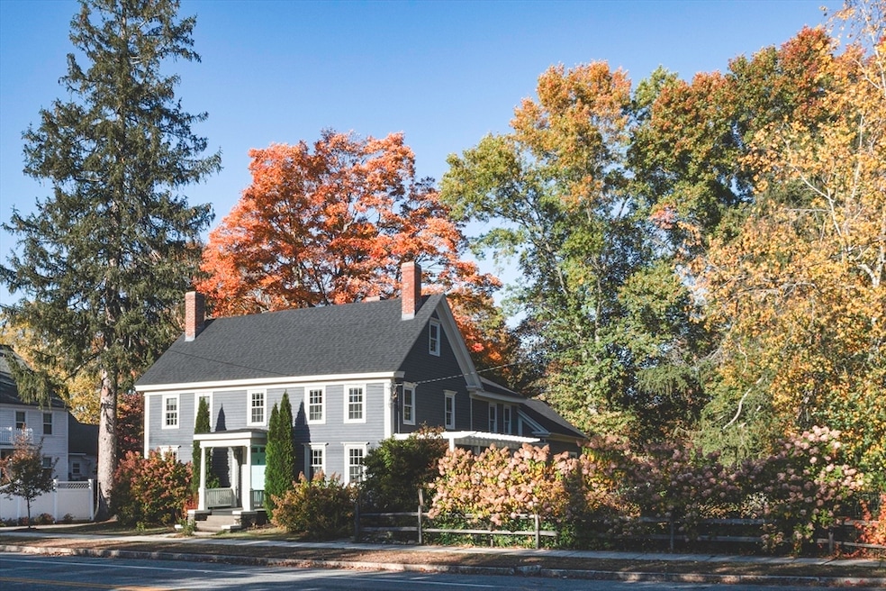 52 E Main St, Georgetown, MA 01833 - photo 1