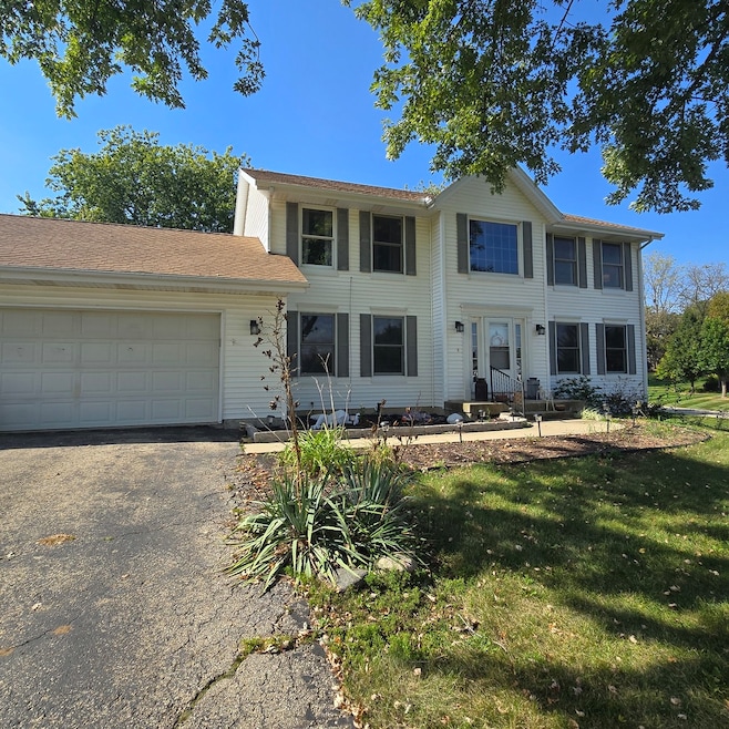 8638 N Finch Ln, Byron, IL 61010 - photo 1