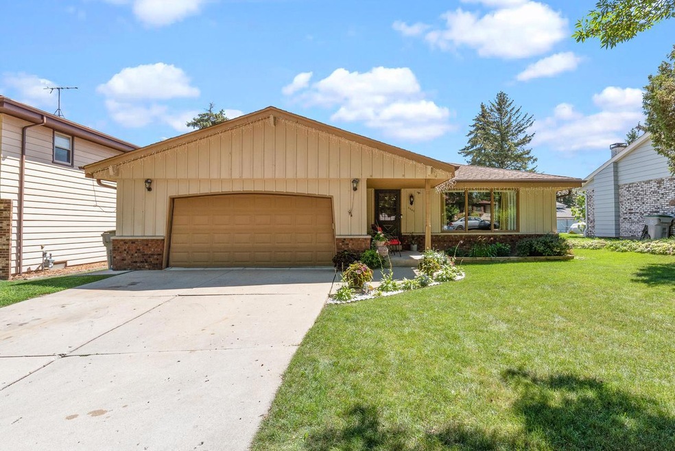 6240 South 3rd St-23