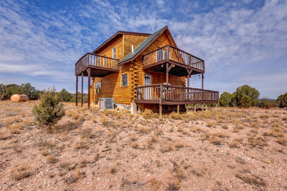 386 Cattle Dr, Ash Fork, AZ 86320 - photo 1