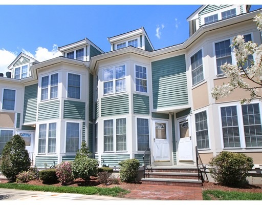 5271 Washington St unit B, West Roxbury, MA 02132 - photo 1