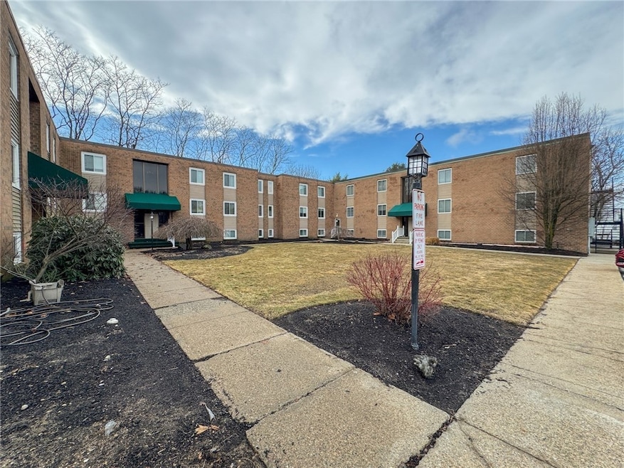 Pending $239,000 • Co-Listing Agent