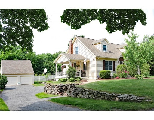 3 Delmor Ave, Wilbraham, MA 01095 - photo 1