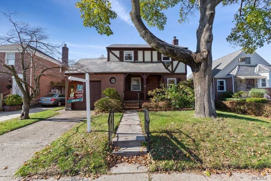 7344 185th St, Fresh Meadows, NY 11366 - photo 1