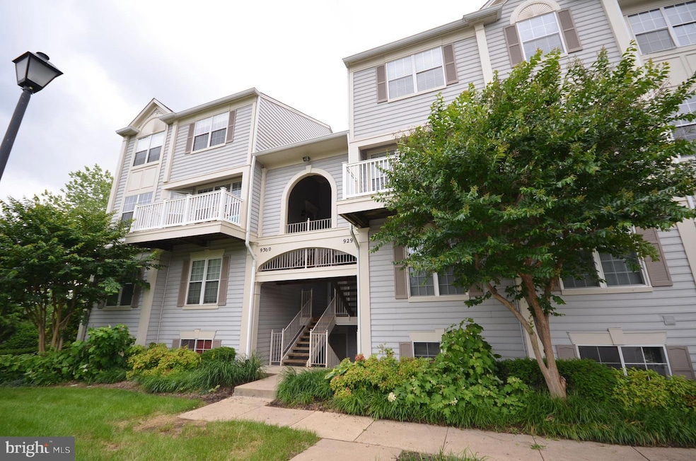9298 Cardinal Forest Ln unit 9298A, Lorton, VA 22079 - photo 1