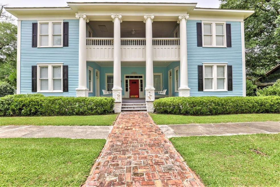 609 W Lafayette St, Quitman, GA 31643 - photo 1