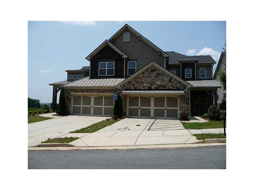 Exterior Front. A golfer s dream come true!  3 bed