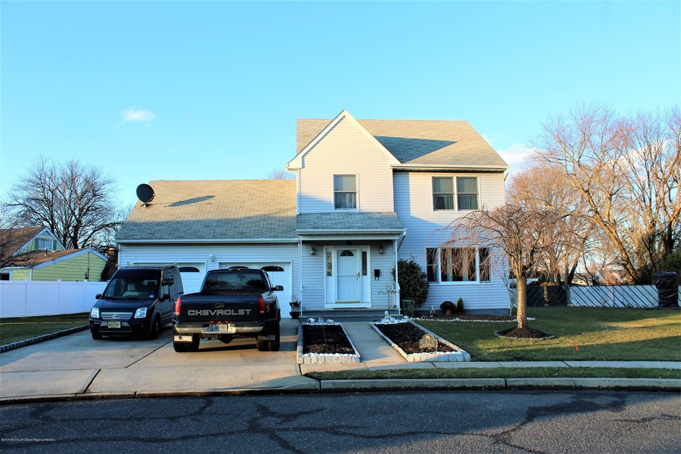 15 Crescent Place, Hazlet, NJ 07730 - photo 1