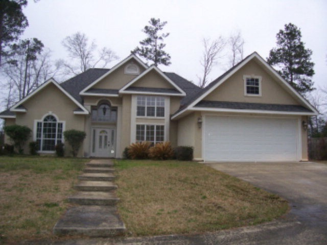 2110 Shawnee Dr, McComb, MS 39648 - photo 1