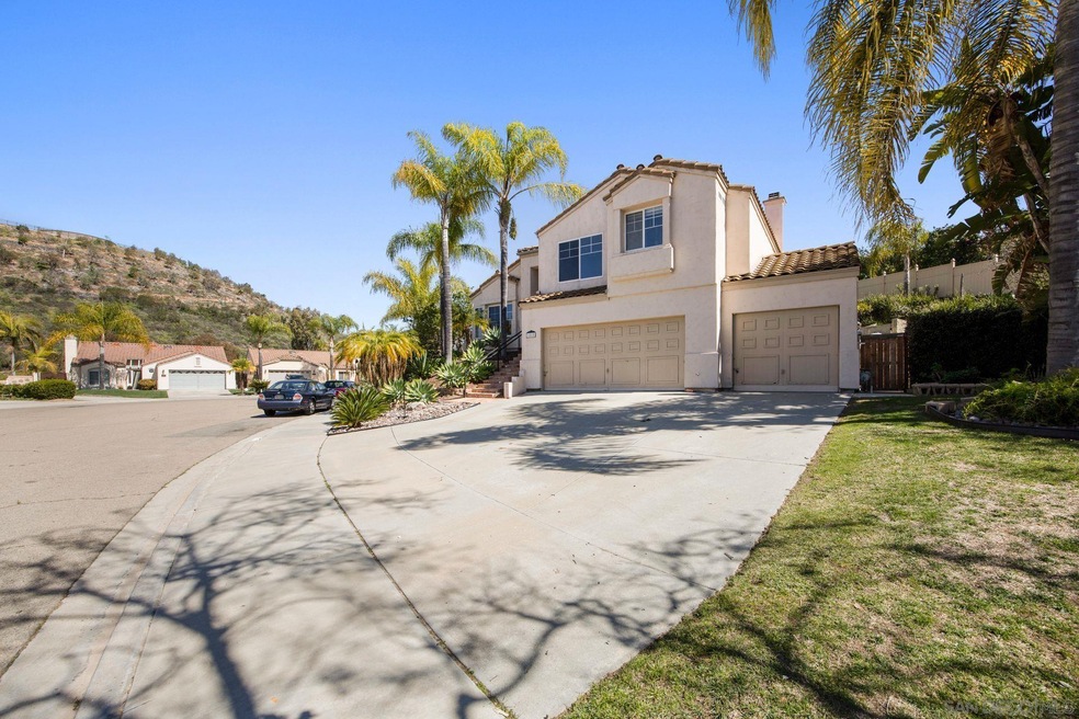 Sold $938,405 • Co-Listing Agent