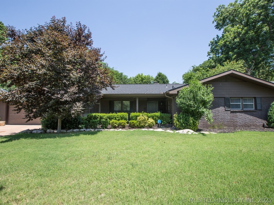 Highly desirable Patrick Henry neighborhood. Entir