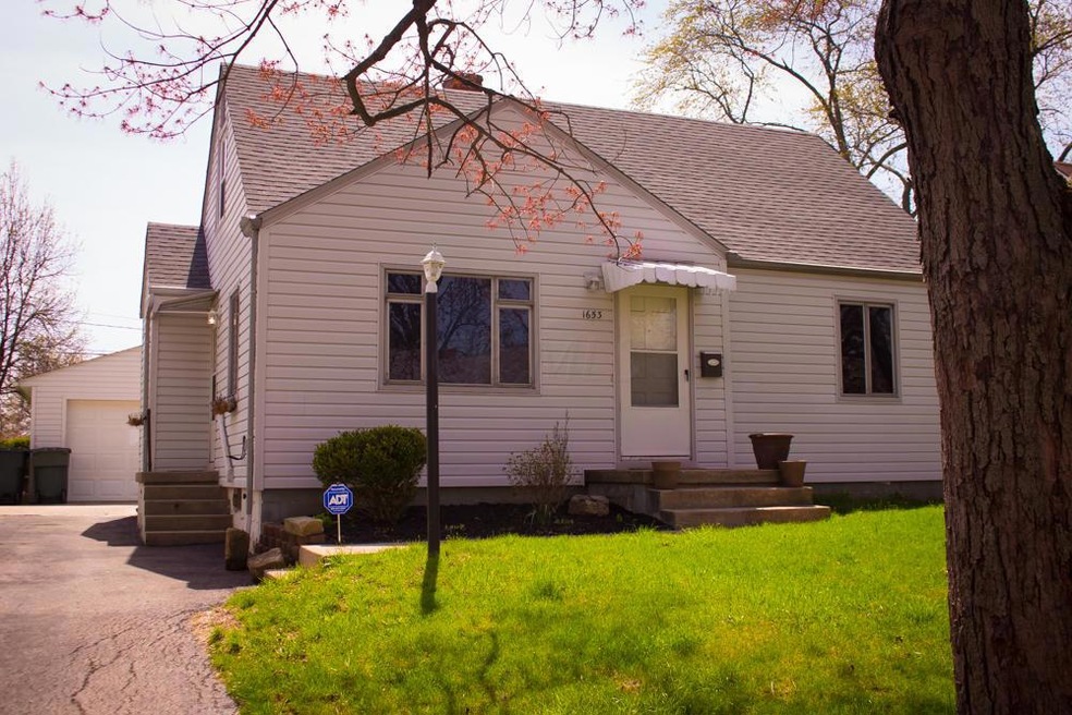 1653 Northridge Rd, Columbus, OH 43224 - photo 1