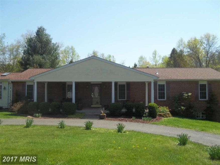 8331 Opal Rd, Warrenton, VA 20186 - photo 1