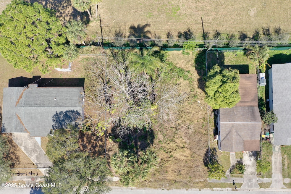 504 Burr St, Melbourne, FL 32901 - photo 1