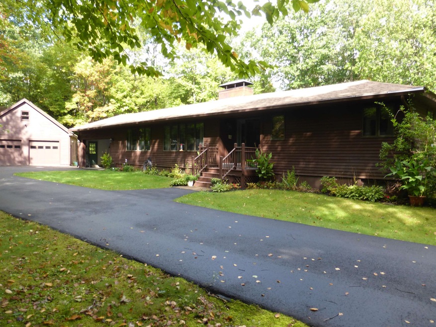 54 Martin Hill Rd, Epsom, NH 03234 - photo 1