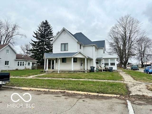 602 W 10th St, Rushville, IN 46173 - photo 1