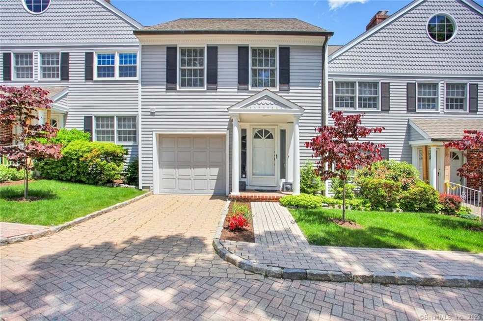 7 Pond Ln unit 7, Darien, CT 06820 - photo 1