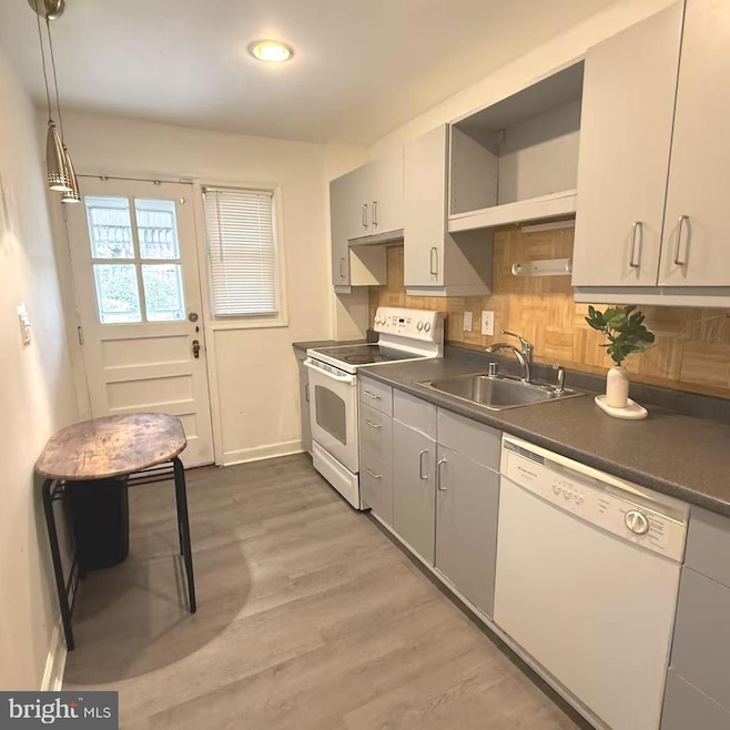 For Rent $2,300/month