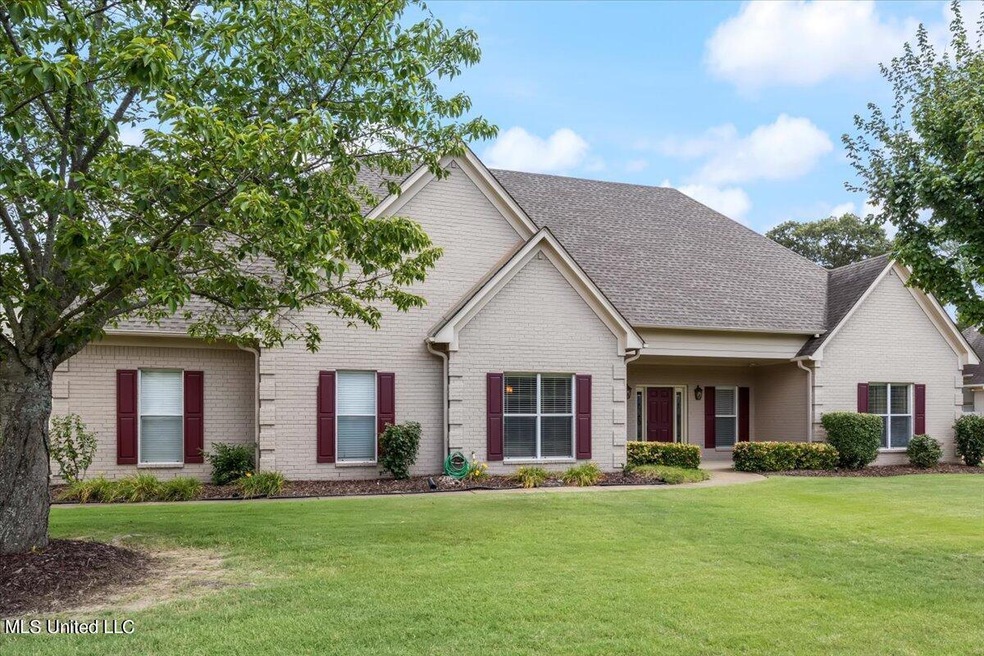 1582 Cedar Grove Dr, Hernando, MS 38632 - photo 1