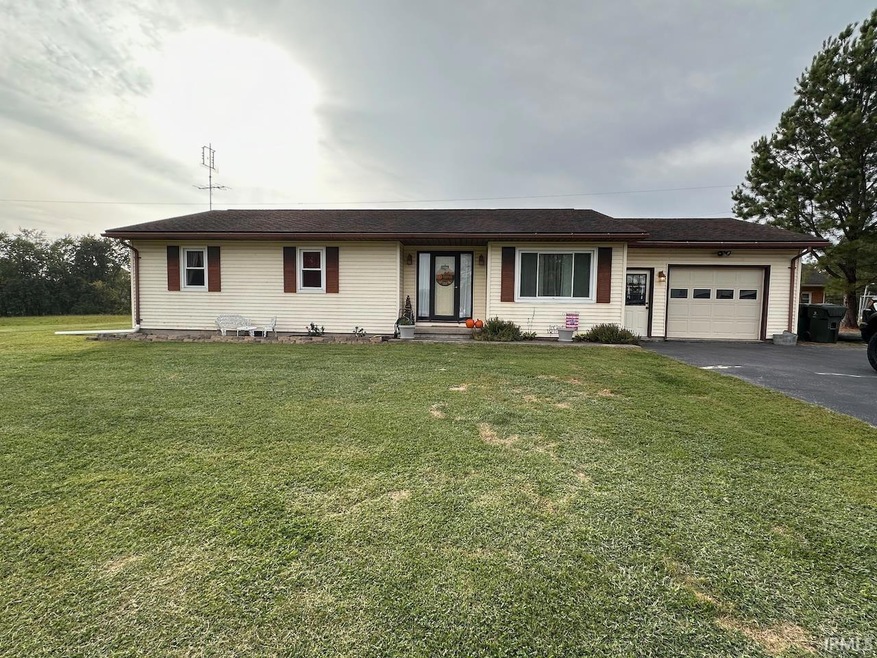 103 S Collins, Francisco, IN 47649 - photo 1