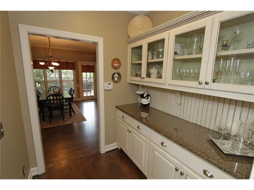 5610 Timson Ln, Alpharetta, GA 30022 - photo 1