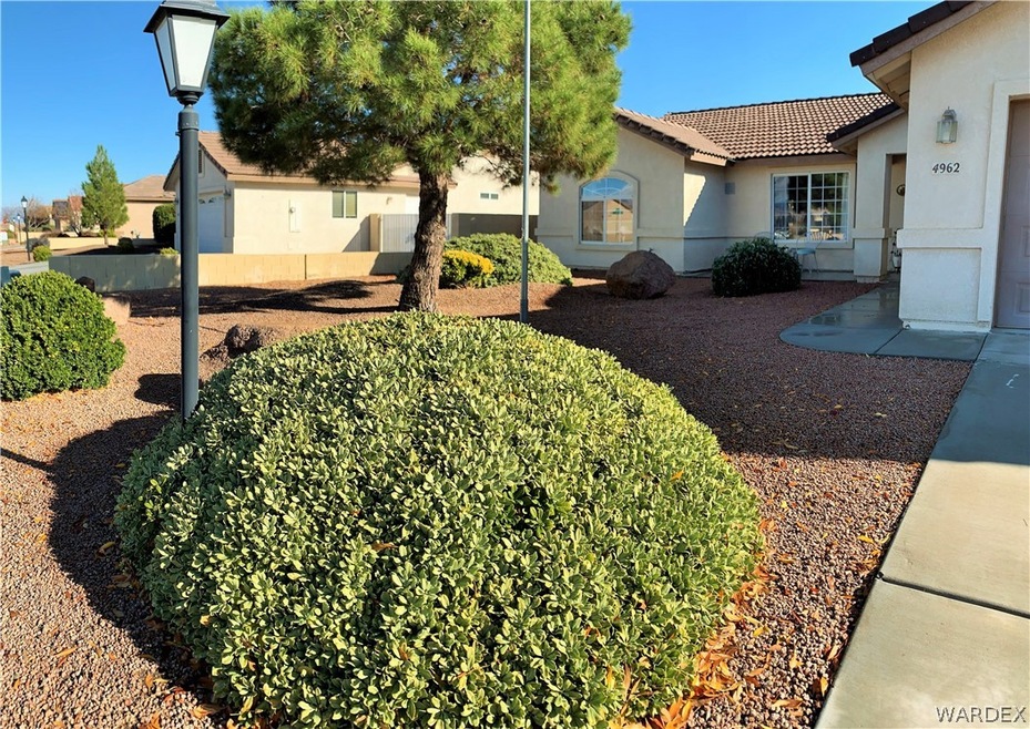 4962 N Oregon Trail Ln, Kingman, AZ 86401 - photo 1